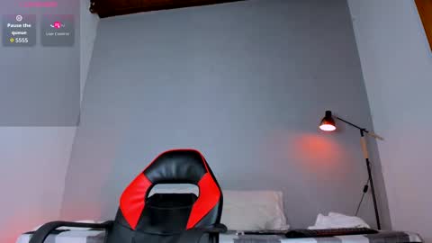 Snapshot of george_cams1 chatting on 10.29.25 Jorge online show from 10.29.25