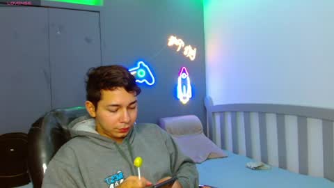 GEORGE online show from 01.30.25