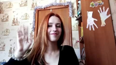 Snapshot of georgianahaeussler chatting on 03.19.26 Ellie online show from 03.19.26