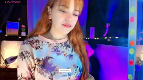 Snapshot of georgina_moschino chatting on 07.07.26 georgina_moschino online show from 07.07.26