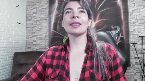 Georgina  online show from 01.08.25