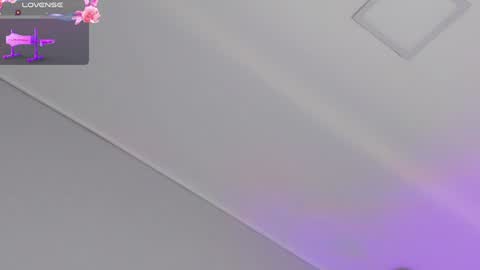 Kendal  online show from 01.30.25