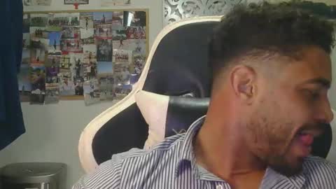 geovannygarrido91 online show from 12.22.25