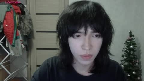Snapshot of gerald_ice chatting on 04.19.26 Gerald ice online show from 04.19.26