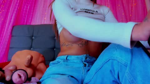 geraldinesuaan online show from 12.17.24