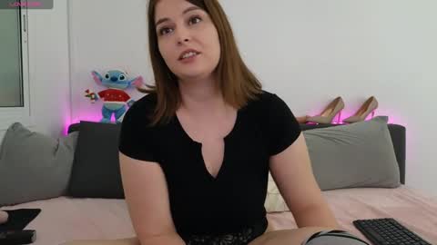 Nadine online show from 01.06.25