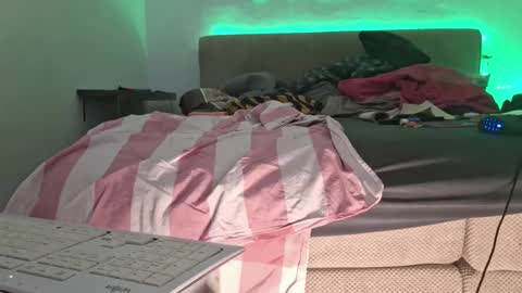 A  A online show from 01.15.25