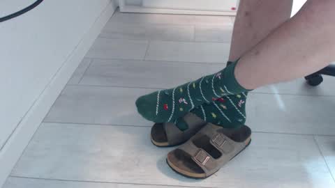 Snapshot of germansolebro chatting on 12.15.25 GermanSoleBro online show from 12.15.25