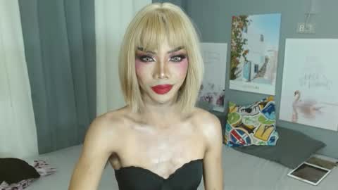 Sidneymorens online show from 04.06.26