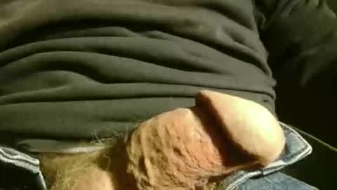 Snapshot of gettingstiff chatting on 11.12.25 gettingstiff online show from 11.12.25