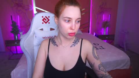 Ur Foxie online show from 01.20.25