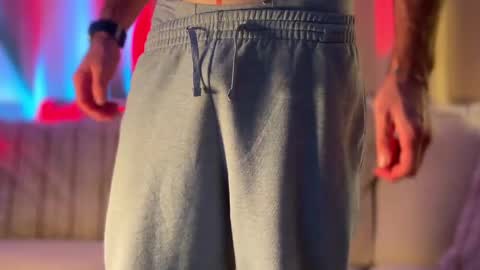 big boy ghost face online show from 10.06.25