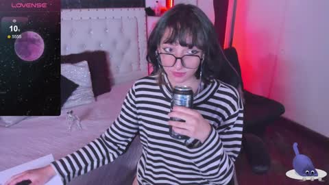 Snapshot of ghosty_doll chatting on 01.22.25 Allison online show from 01.22.25