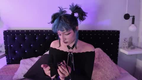 Snapshot of ghosty_doll chatting on 09.25.25 Allison online show from 09.25.25