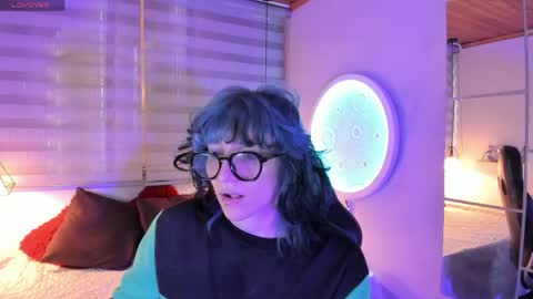 Snapshot of ghosty_doll chatting on 05.18.26 Allison online show from 05.18.26