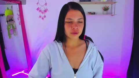 giaaaa   online show from 01.05.26