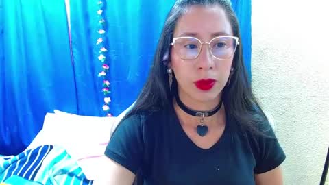 Snapshot of gia_leinn chatting on 04.26.26 Gia online show from 04.26.26
