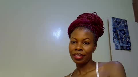 Snapshot of gianna_012 chatting on 09.20.25 ENNY online show from 09.20.25