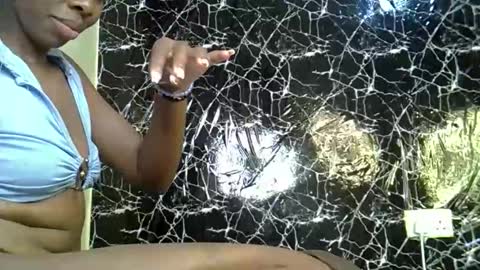 Snapshot of gianna_012 chatting on 01.19.26 ENNY online show from 01.19.26