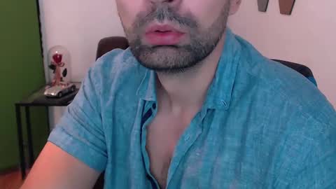 Snapshot of gianni_lion chatting on 12.04.24 Gianni online show from 12.04.24