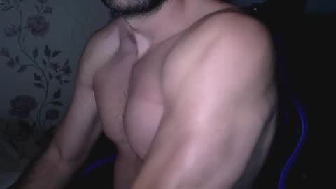 Snapshot of gianni_lion chatting on 10.29.25 Gianni online show from 10.29.25