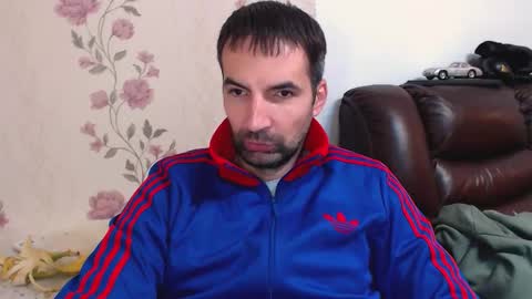 Snapshot of gianni_lion chatting on 11.16.25 Gianni online show from 11.16.25