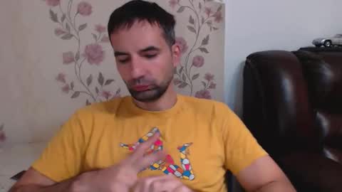 Snapshot of gianni_lion chatting on 11.28.25 Gianni online show from 11.28.25