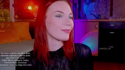 Snapshot of giantess_eva chatting on 09.14.25 Eva online show from 09.14.25