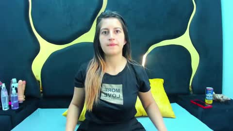 GiaRoussel online show from 03.05.25