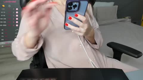 gigihadd online show from 12.01.24