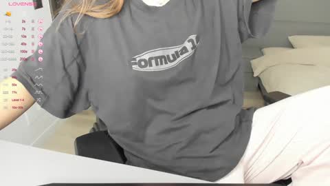 gigihadd online show from 12.30.24