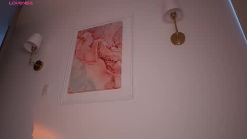 Snapshot of gigilee_ chatting on 09.12.25 GIGI online show from 09.12.25