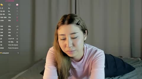 Snapshot of gigimeii chatting on 04.27.26 Jany online show from 04.27.26
