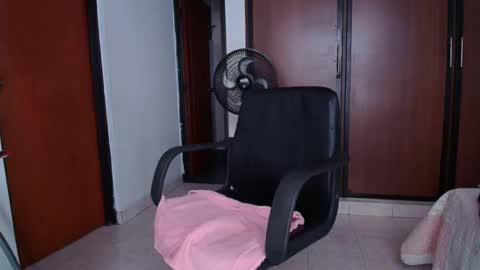 Snapshot of gigimiler8 chatting on 02.27.25 Sharlotte online show from 02.27.25