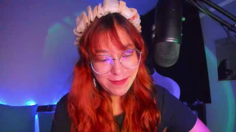 Snapshot of gigimooon chatting on 11.12.25 gigimooon online show from 11.12.25