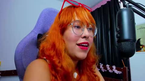 Snapshot of gigimooon chatting on 02.05.26 gigimooon online show from 02.05.26