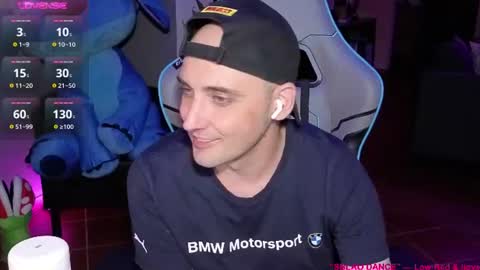 Snapshot of gil_gamesh2nd chatting on 06.10.26 Mirko online show from 06.10.26