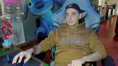 Snapshot of gil_gamesh90 chatting on 01.06.25 Mirko online show from 01.06.25