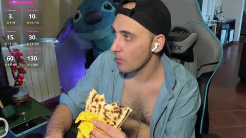 Snapshot of gil_gamesh90 chatting on 02.01.25 Mirko online show from 02.01.25