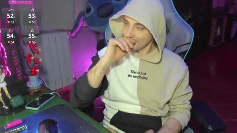 Snapshot of gil_gamesh90 chatting on 02.08.25 Mirko online show from 02.08.25