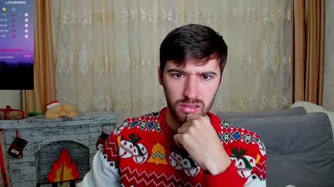 Snapshot of gilbertogonzales chatting on 12.15.24 gilbertogonzales online show from 12.15.24