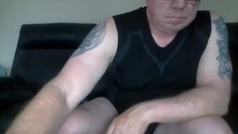 gimmmieoooo online show from 12.01.25