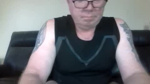 gimmmieoooo online show from 04.06.26