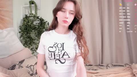 Snapshot of gina_vicious chatting on 01.26.25 Gina online show from 01.26.25