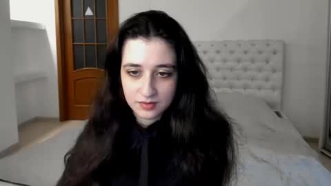 Kate online show from 01.17.25