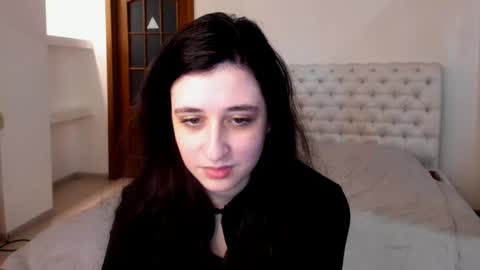 Kate online show from 02.23.25