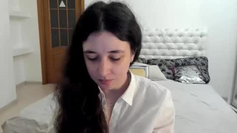 Kate online show from 11.11.25