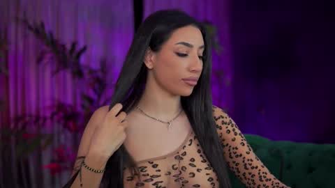 Gina online show from 11.14.25