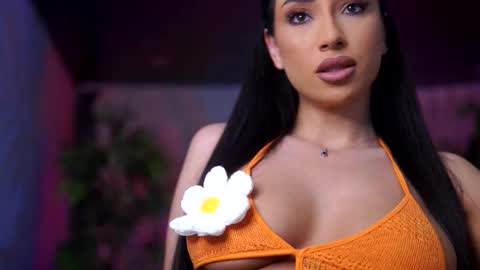 Gina online show from 02.05.26