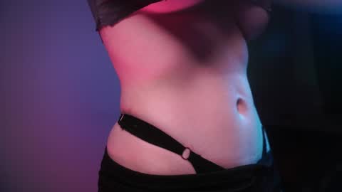        im expecting 350 thumbs up on my altar   online show from 12.27.24